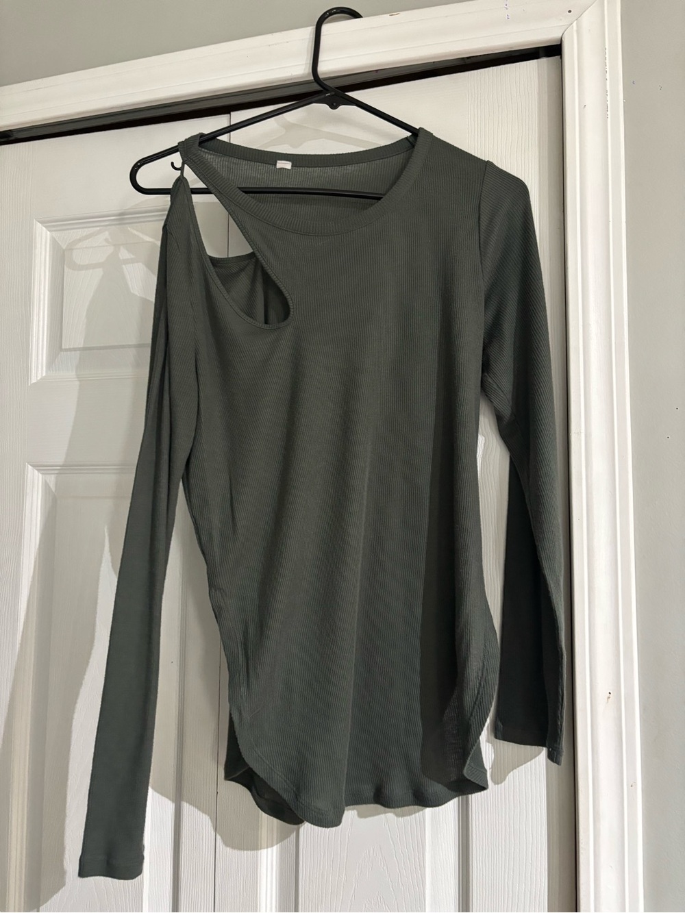 Alo Long Sleeve